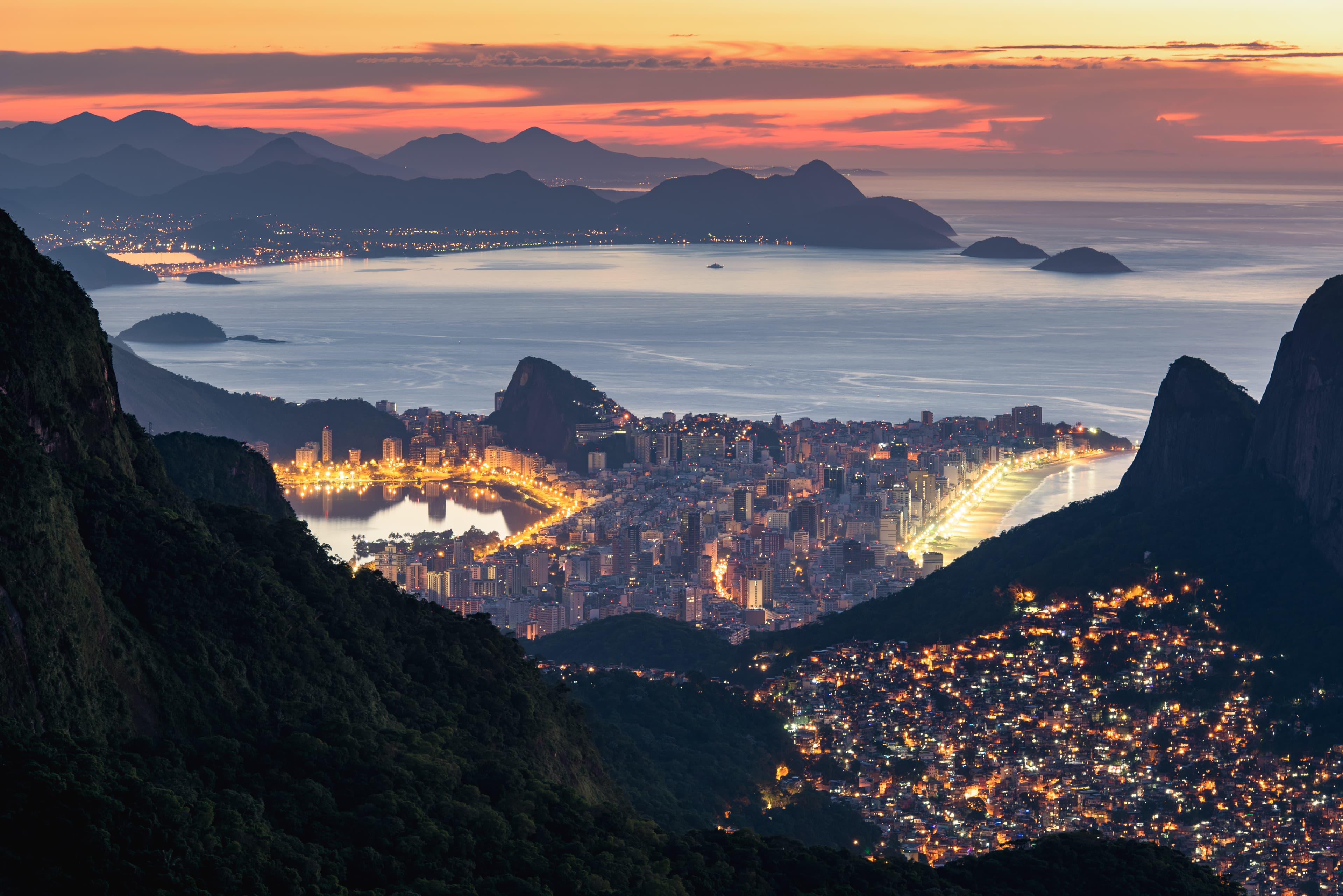 Discover the Vibrant Rhythms of Rio de Janeiro