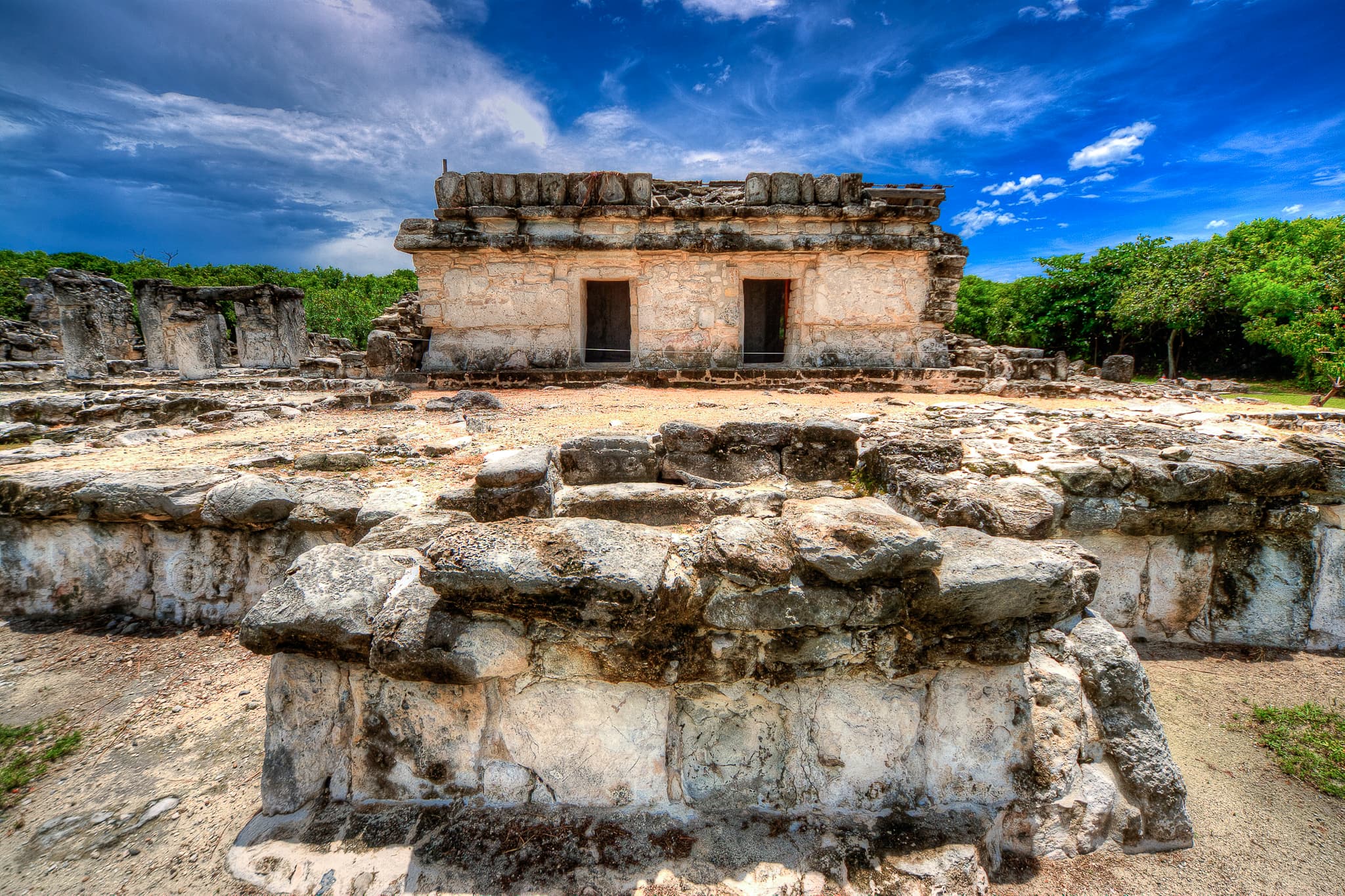 This is a photo of a monument in Mexico, identified by its ID.