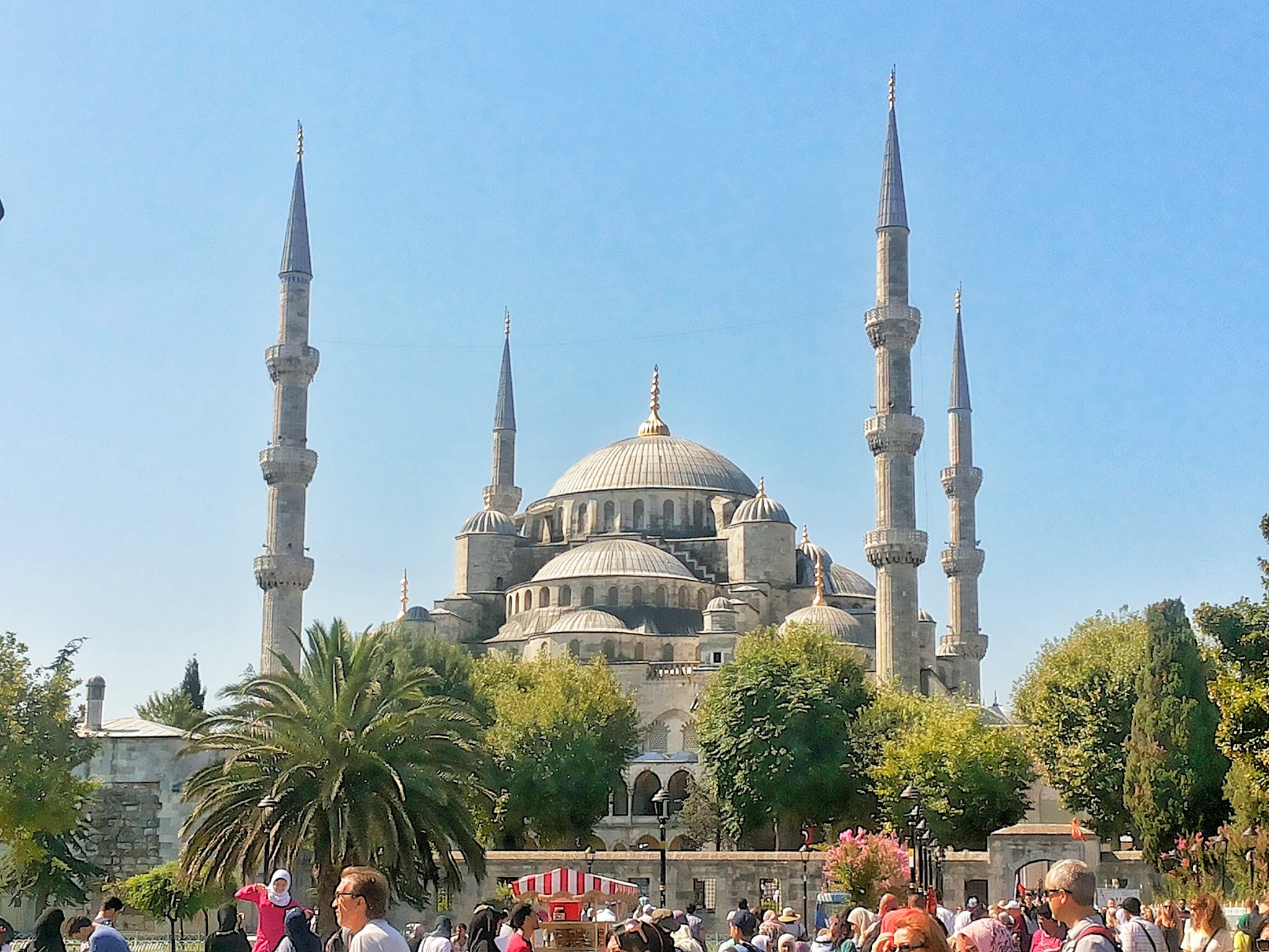 Description: Blue Mosque and crowd. #travel #Istanbul #Turkey #BlueMosque #leisure